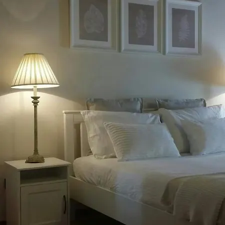 Aurora Appartamenti 2-6 Persone Apartment Negrar